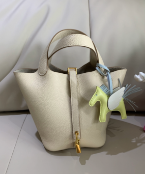 에르메스 피코탄 락18 화이트 금장 끌레망스 가죽